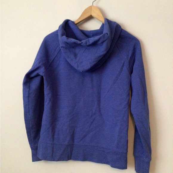 Gap woman’s zipper hoodie. Size xxsmall. - Picture 2 of 4